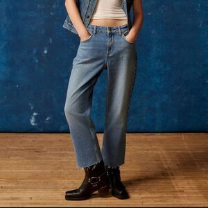 Urban Outfitters‎ BDG Cropped Cowboy Jean Denim 28 NWT